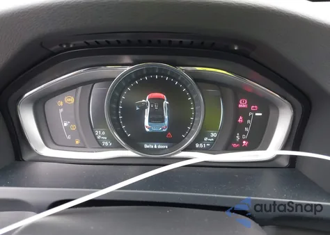 2015 Volvo S60 T5 Platinum z USA, uszkodzony, nr VIN YV1612TM6F2354162